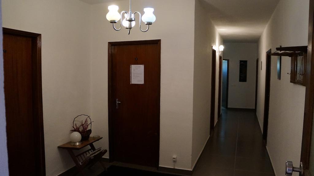 Отель Residencial Ponto Certo Vilar Torpim Экстерьер фото